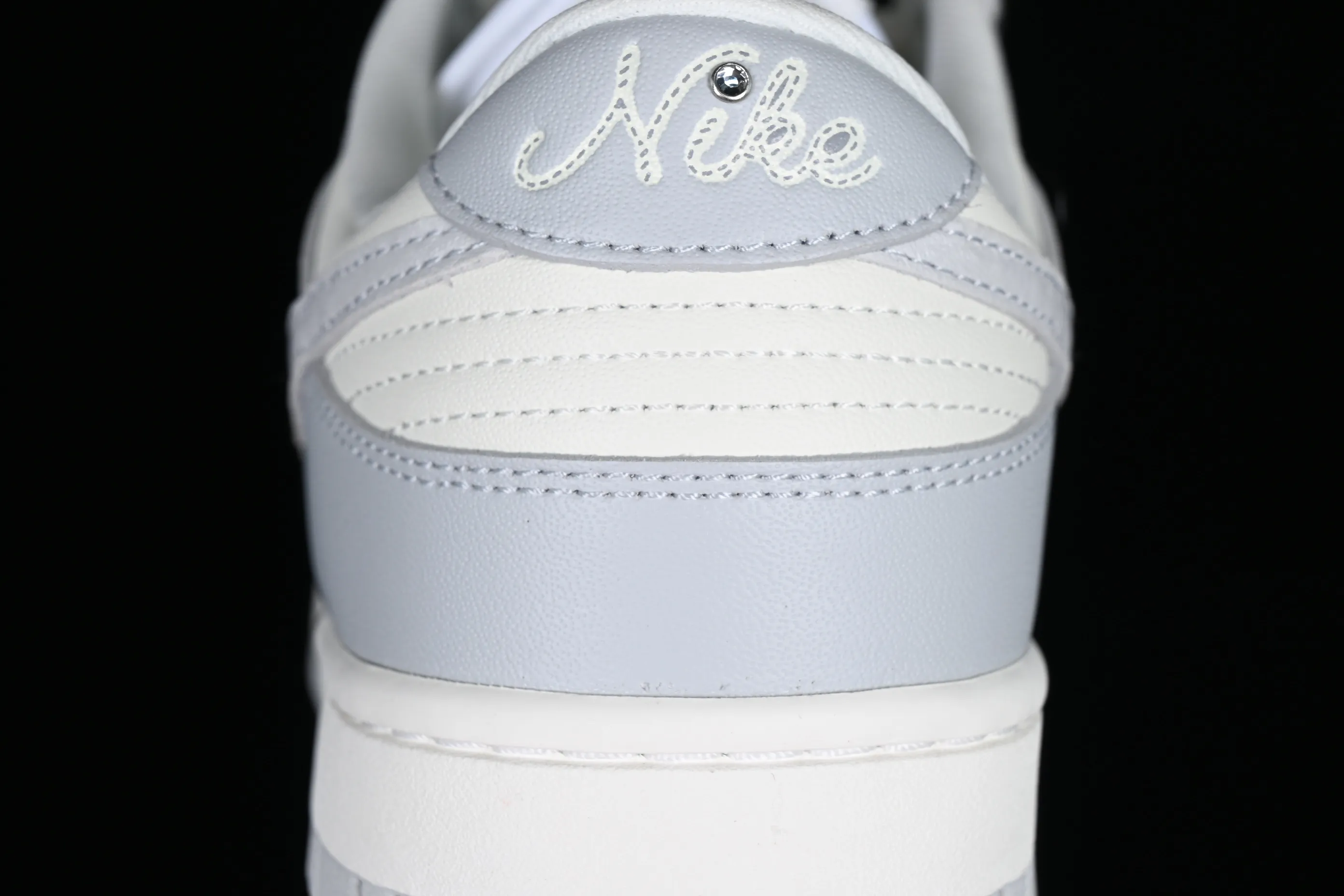 All categories Nk SB Dunk series Nk SB Dunk Low low-top sneakers Nk Dunk Low "Needlework" embossed gray SB low-top sports and leisure sneakers FJ4553-133